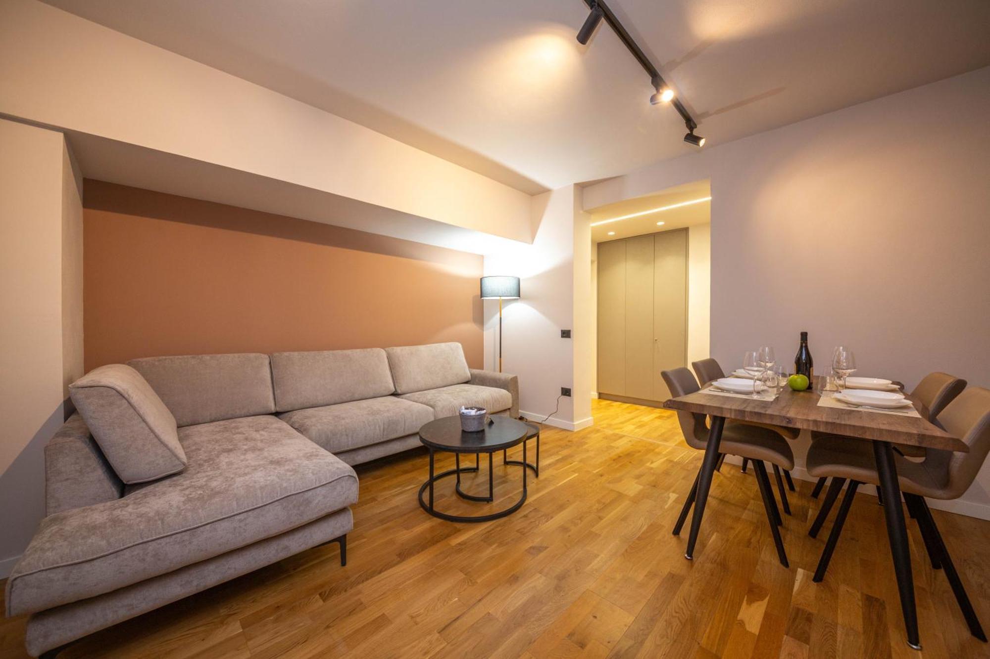 Blloku Unique Apartments 2 Tirana Kültér fotó