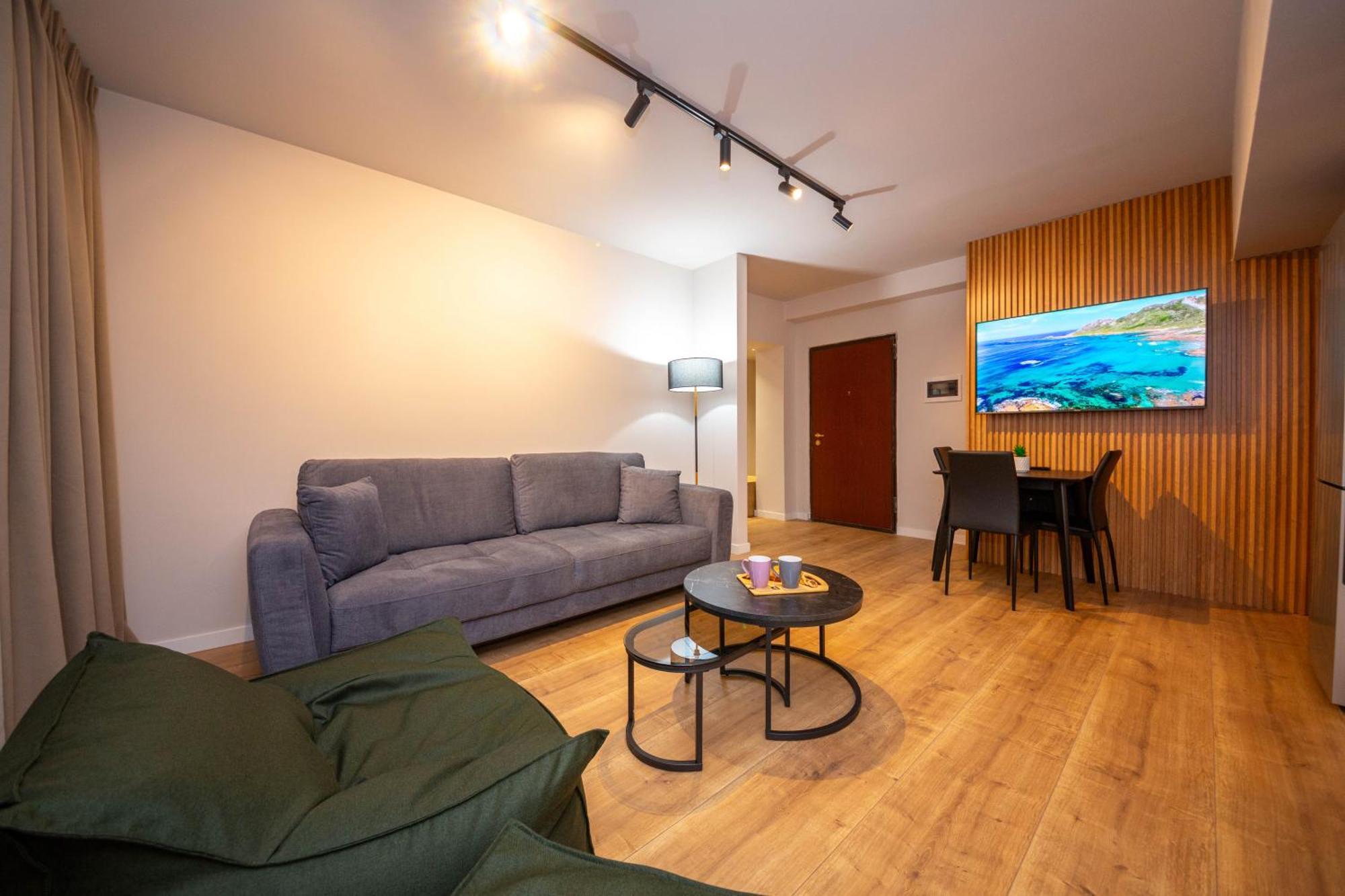Blloku Unique Apartments 2 Tirana Kültér fotó