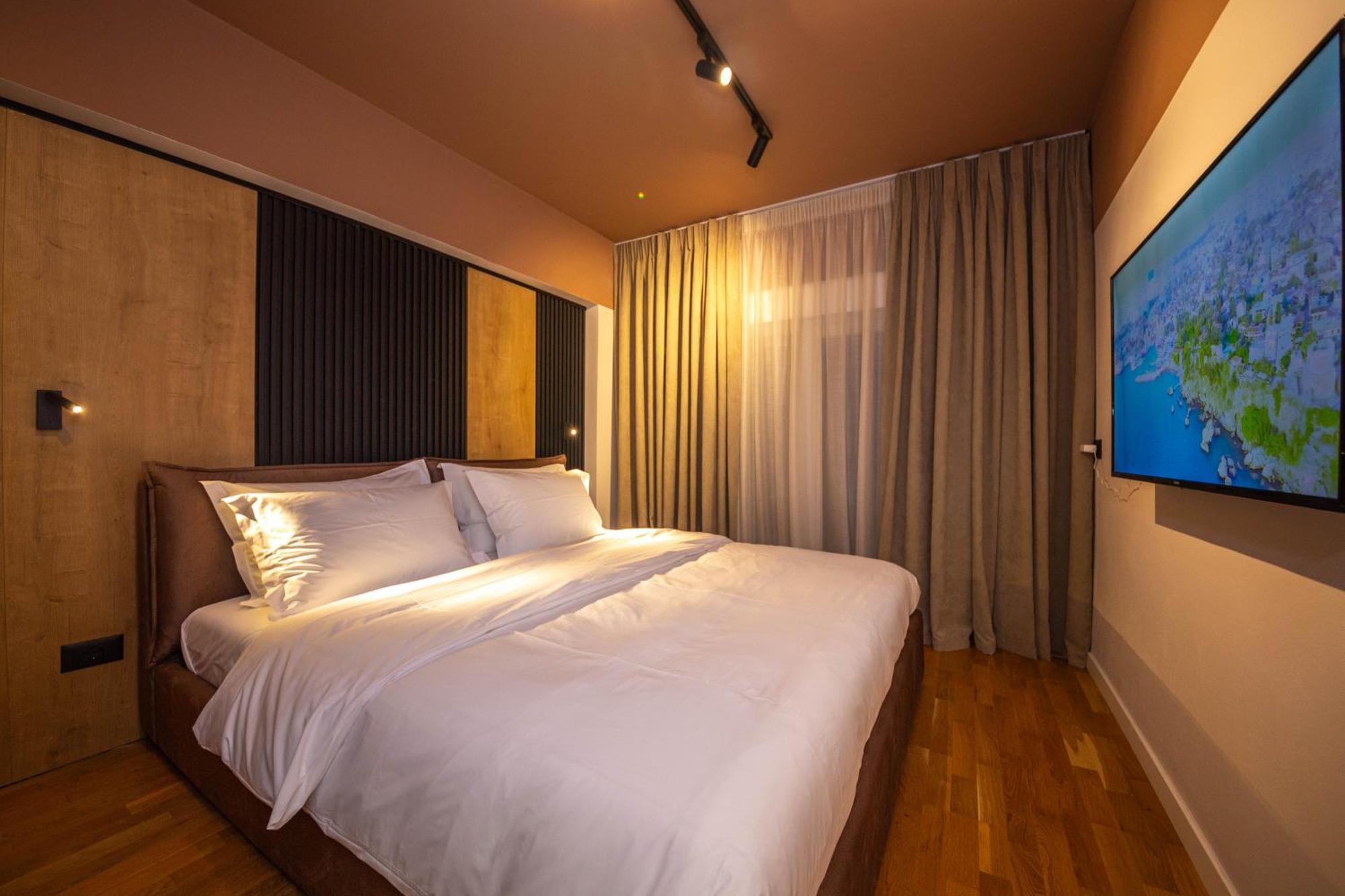 Blloku Unique Apartments 2 Tirana Szoba fotó